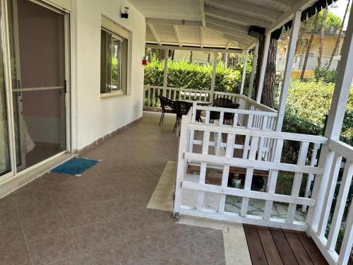 Ishem House | Beautiful Villa at Lura 1, Gjiri Lalzit