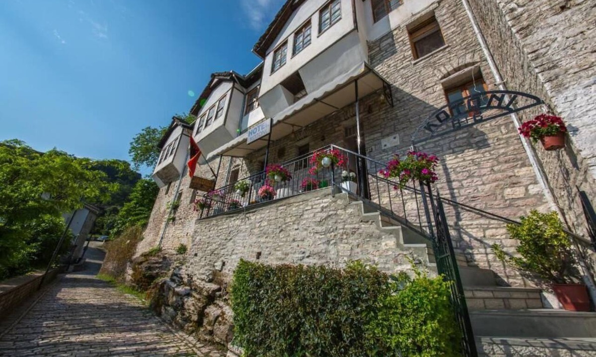 Gjirokaster Bed & Breakfast | Bed and Breakfast Kotoni