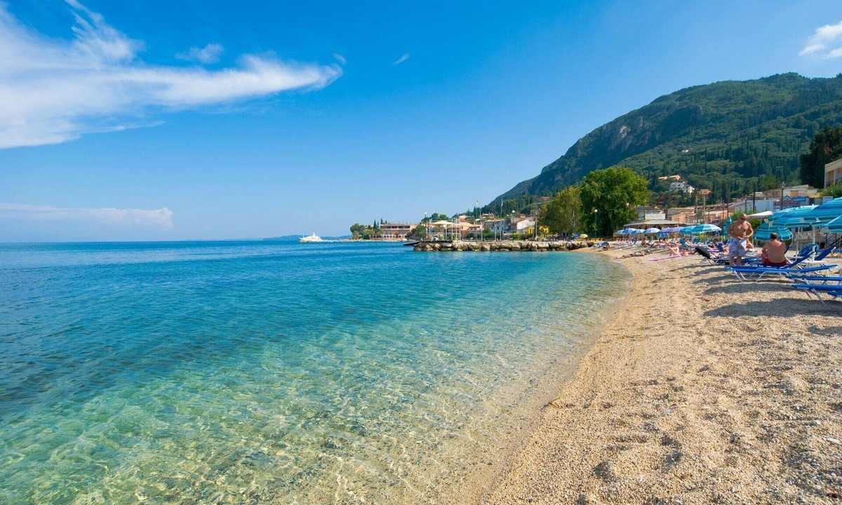 Benitses Hotel | Bella Vista Beach Hotel and Studios