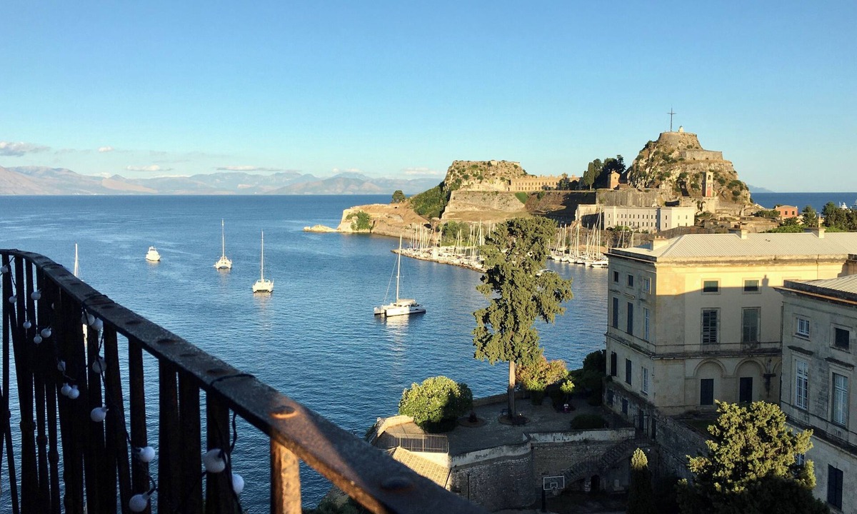 Old Town Apartment | Belvedere flat with panoramic view of Corfu old town