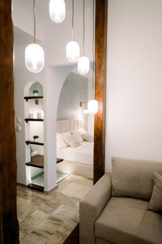 Pylos Apartment | Benjamin Luxury Suite by The Eustas
