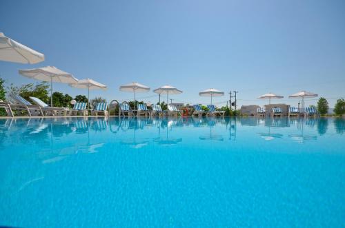 Agios Prokopios Apartment | Birikos Hotel & Suites