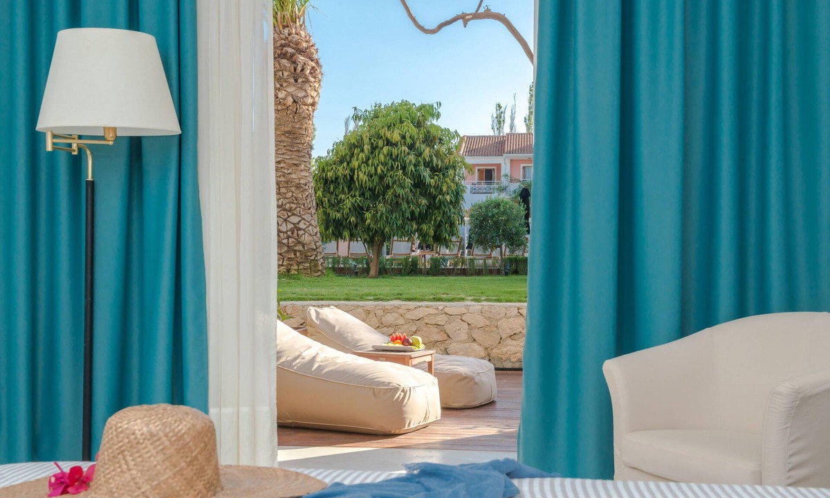 Kalamaki Resort | Bitzaro Palace Hotel - All inclusive