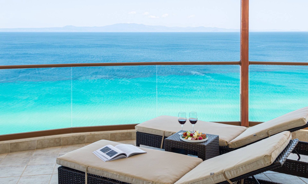 Afytos Hotel | Blue Bay Halkidiki “Adults Only ”