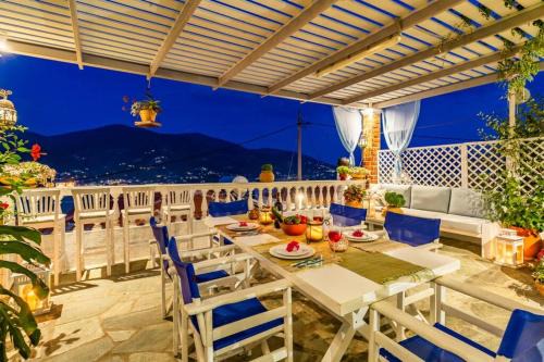 Skopelos Town Villa | BLUE HEAVEN VILLA , SKOPELOS CHORA GREECE