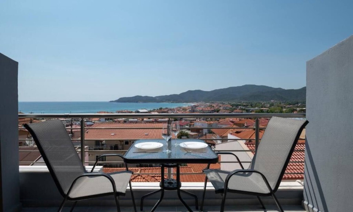 Sarti Condo | Blue Horizon Sarti - Cozy Double Seaview Gem