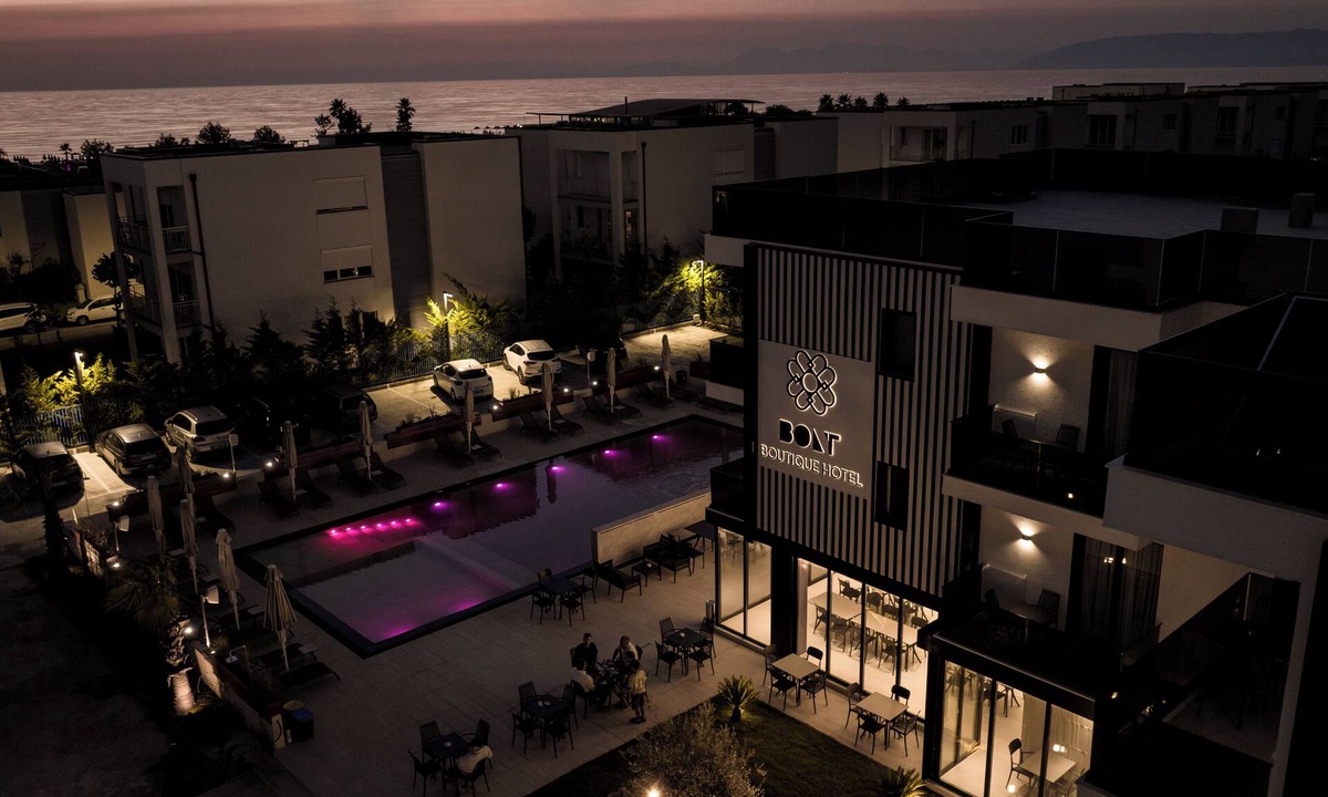 Sakës Hotel | Bolt Boutique Hotel