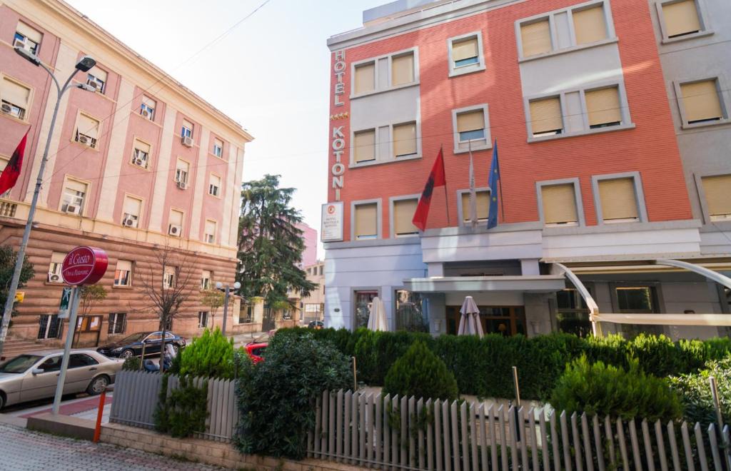 Blloku Hotel | Boutique Hotel Kotoni