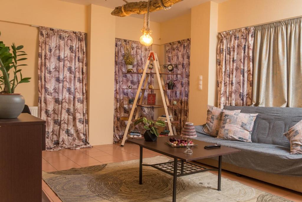 Kaisariani Apartment | Bright and Comfortable apartments Athens