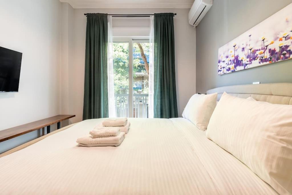 Filopappou Apartment | Bright Serenity 1DR Apt in Koukaki