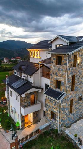 Librazhd House | Bujtina Kael