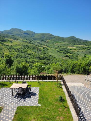 Elbasan House | Bujtina Oda Qosja Guest house