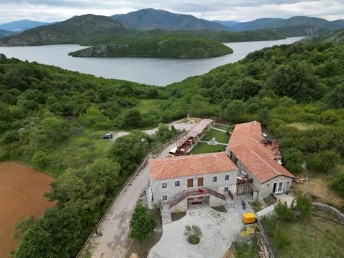 Sakës Hotel | Bujtina Rragam