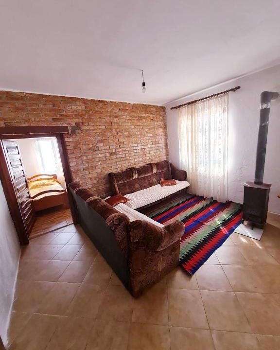 Elbasan Hostel | Bujtinat Skenderi Gjinar