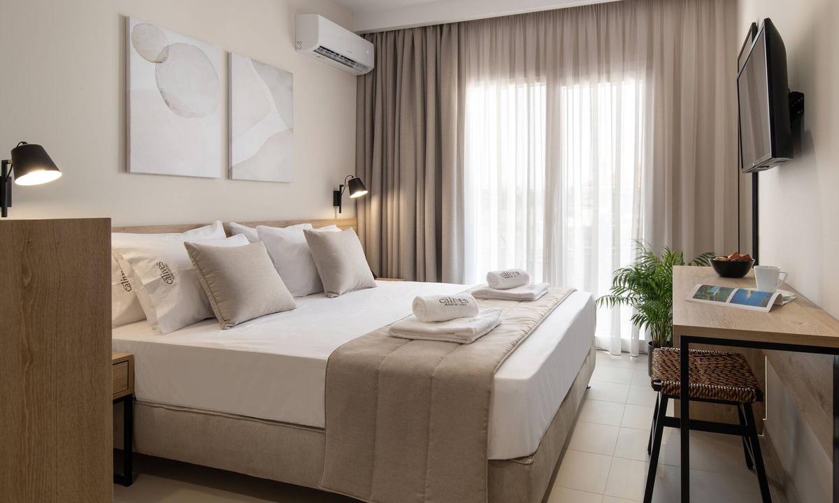 Kalivia Poliyirou Hotel | Calives Premium Stay
