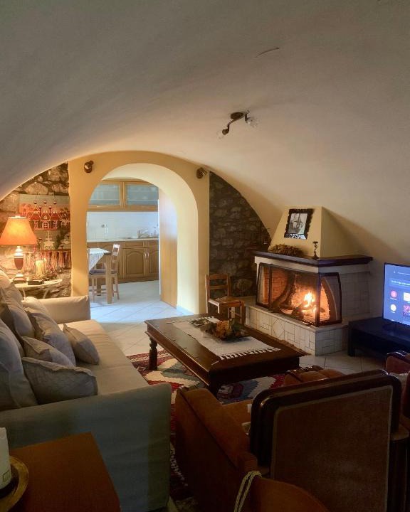 Fokiano Apartment | Camara