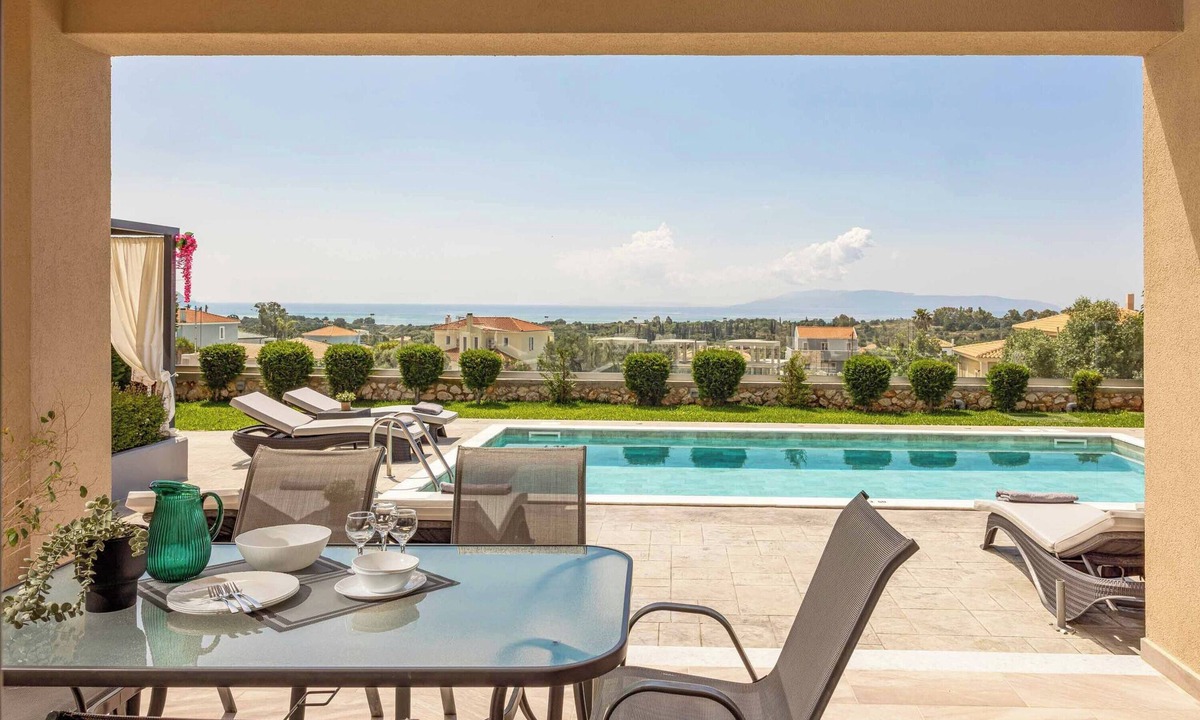 Karavados Villa | Casa Bella - Four Bedroom Villa, Sleeps 8