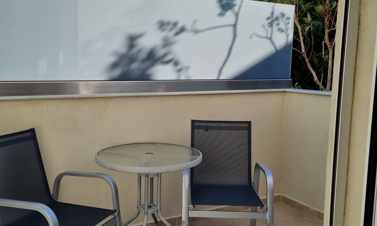 Plakias Hotel | Central apartment just across the beach!