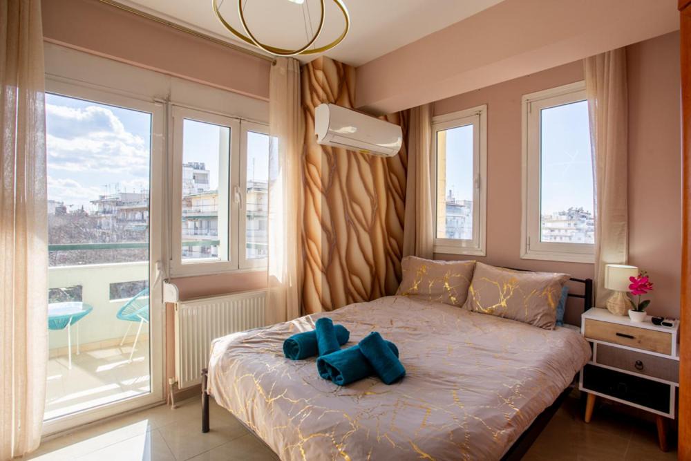 Thessaloniki Apartment | CentralHouseEasyParking