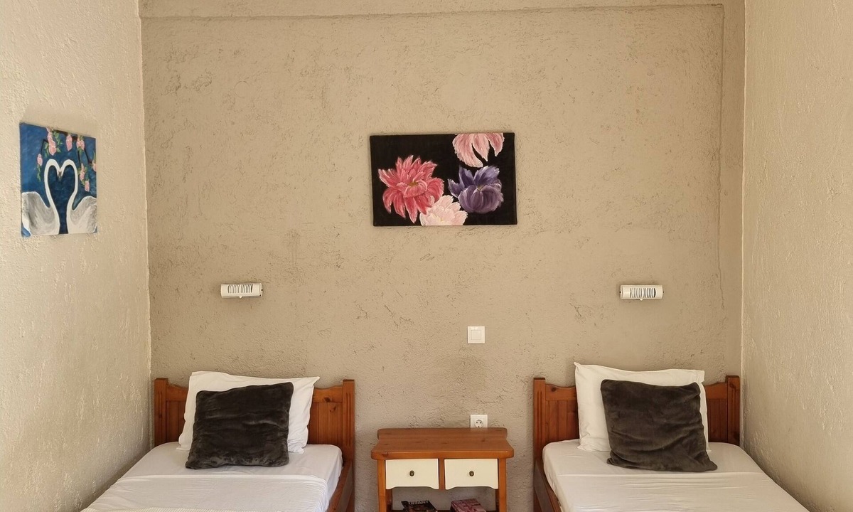 Plakias Hotel | Charming 2-bedroom hotel in serene Agios Vasileios with AC, WiFi