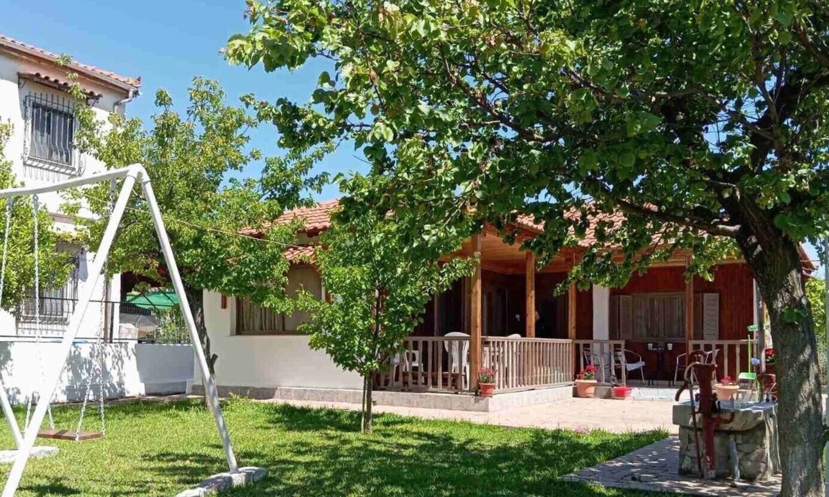 Kallikratia House | Charming Villa by the Sea