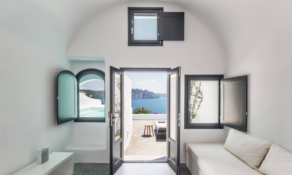 Oia Hotel | Chelidonia Luxury Suites - Adults Only