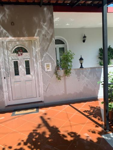 Gjirokaster Villa | Christina's house with 2 bedrooms and free parking