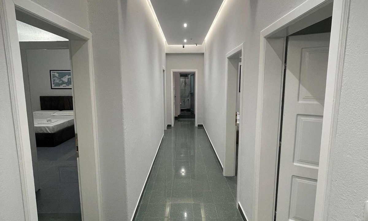 Shkoder House | City Center INN