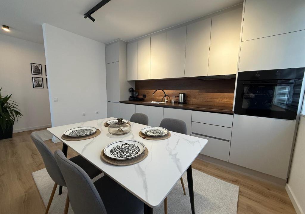 Mitrovicë Apartment | City Center Penthouse Mitrovice