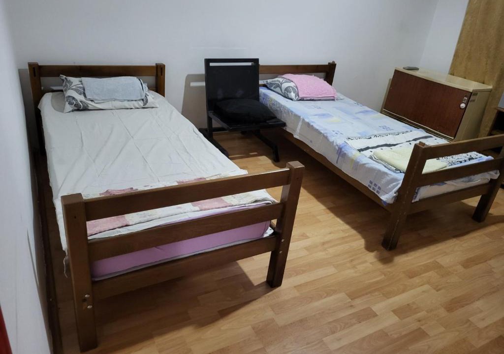 Mitrovicë House | City Rooms 400m from Center