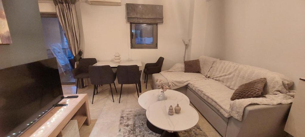 Trikala Apartment | Clock Tower View