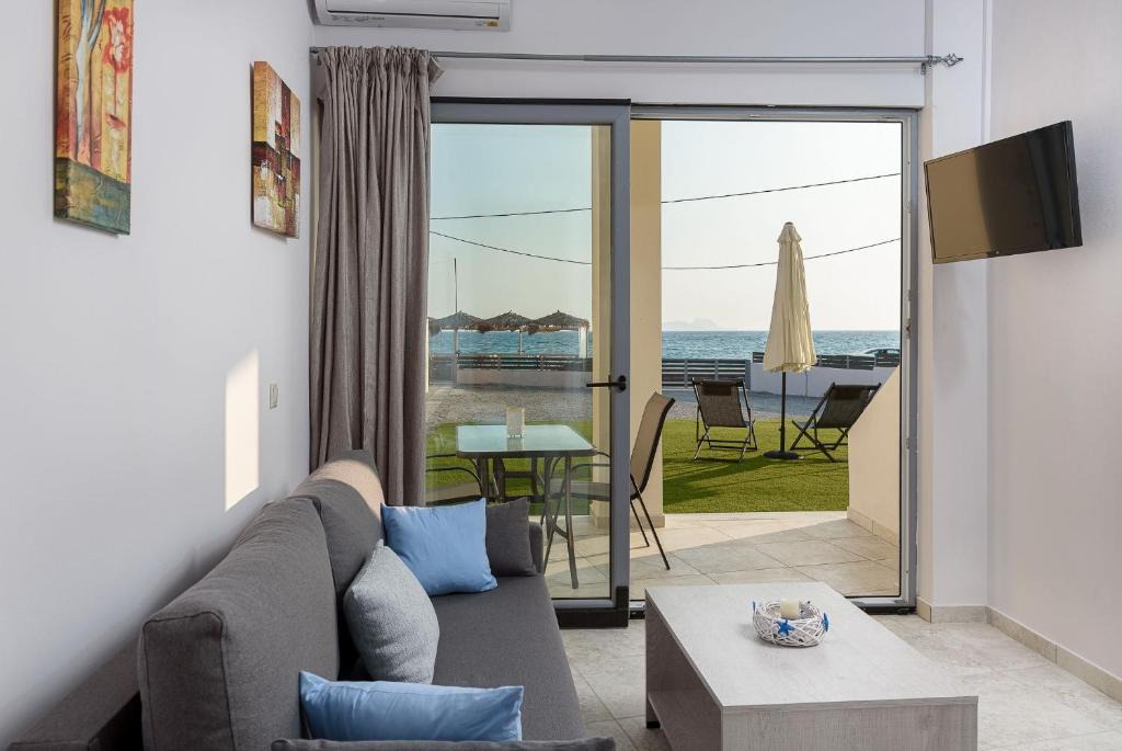 Kokinos Pirgos Apartment | Coral Sea Apartment