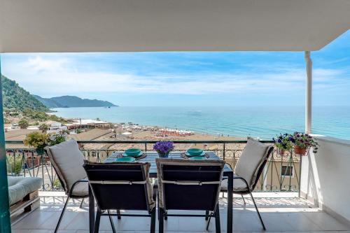 Glyfada Apartment | Corfu Dream Holidays Villas Standarts