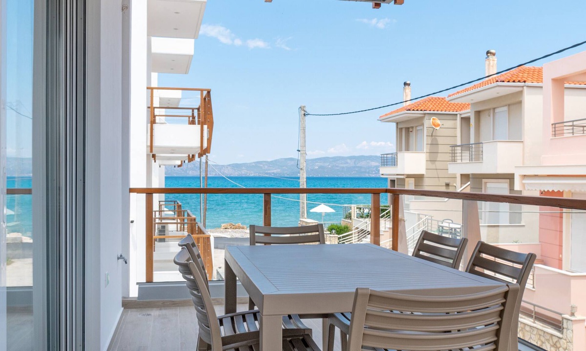 Kato Assos House | COSTAVASIA Apartments