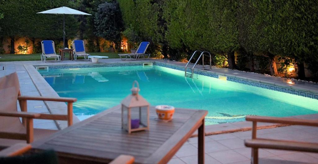 Lagonissi Villa | Cottage BLUE DOLPHINS with private pool