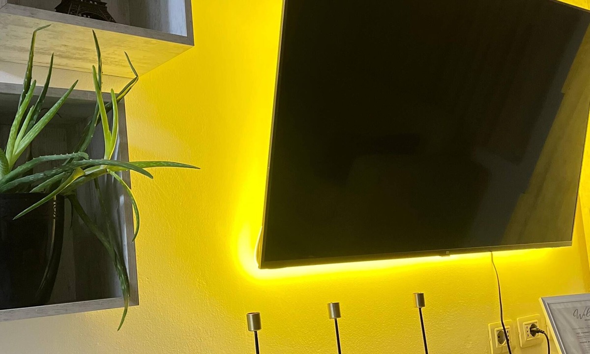 Tirana Apartment | Cozy 2-bedroom apartment in peaceful Tiranë with AC