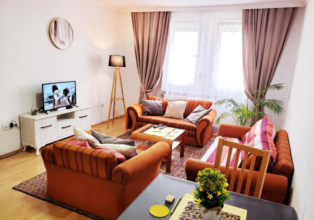 Matiçan Apartment | Cozy Downtown Flat with a City View