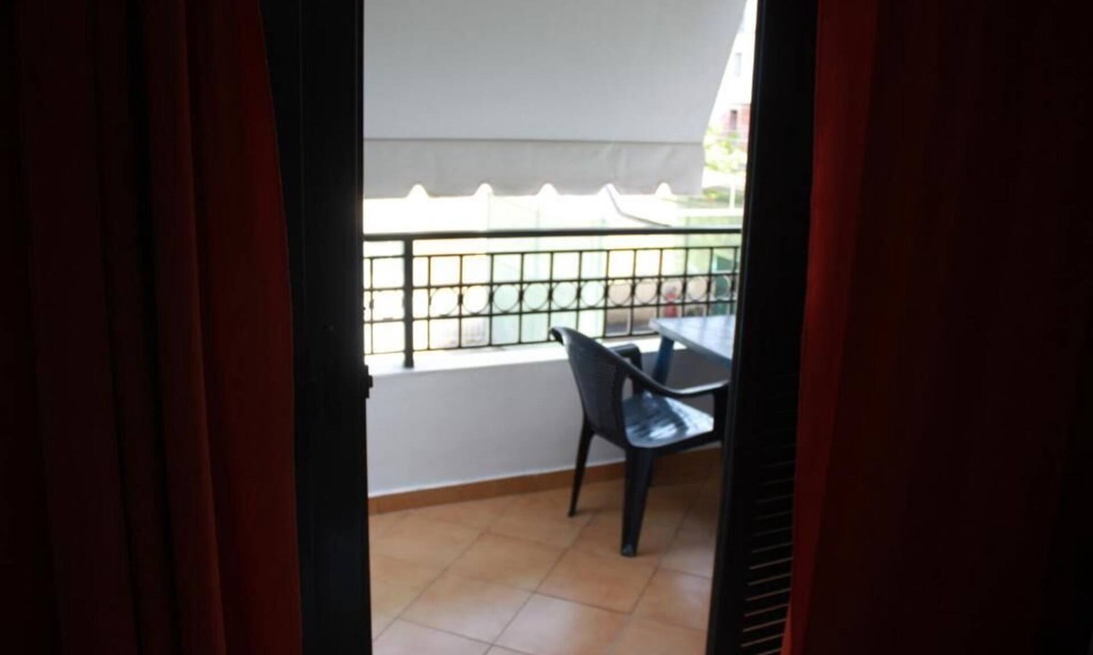 Qender Hotel | Cozy room for 2 people in marvelous Sarandë with AC, WiFi