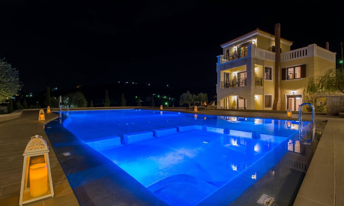 Kato Stalos Villa | Cozy villa near to Stalos beach