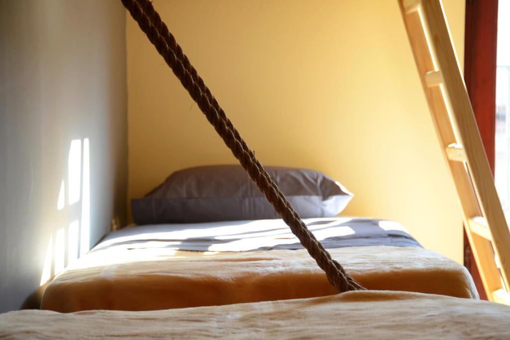 Agios Pavlos Hostel | Crossroads