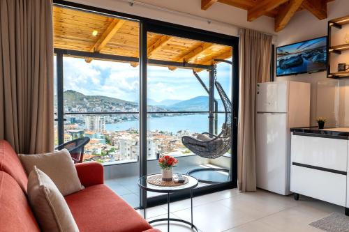 Sarande Villa | Crown Villa
