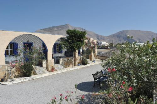 Perivolos Apartment | DARZENTA ATHINA APARTMENTS Perivolos