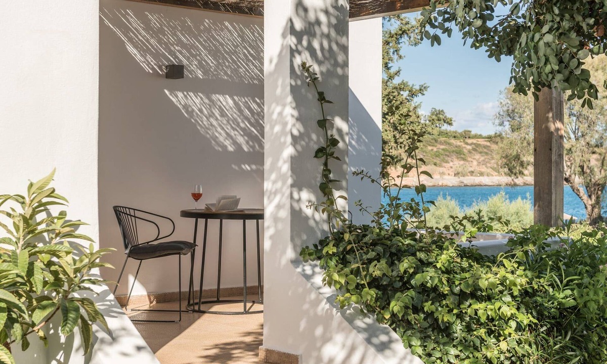 Agios Nikolaos Town Villa | Dazzling Crete Hotel | Deluxe Bungalow | Modern Furnishing | Stunning Sea Views