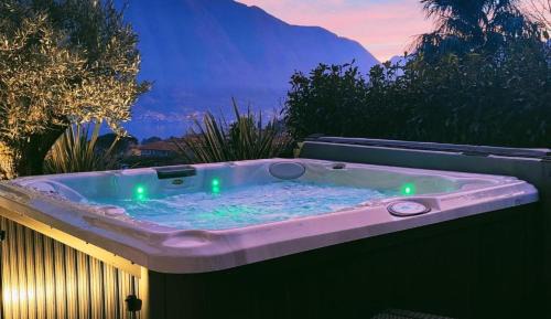 Hersonissos Centre Hotel | Deos Luxury Suites - Adults Only