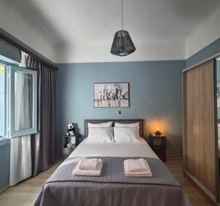 Kallithea Apartment | Detached house with garden 12 minutes from the Stavros Niarchos Foundation