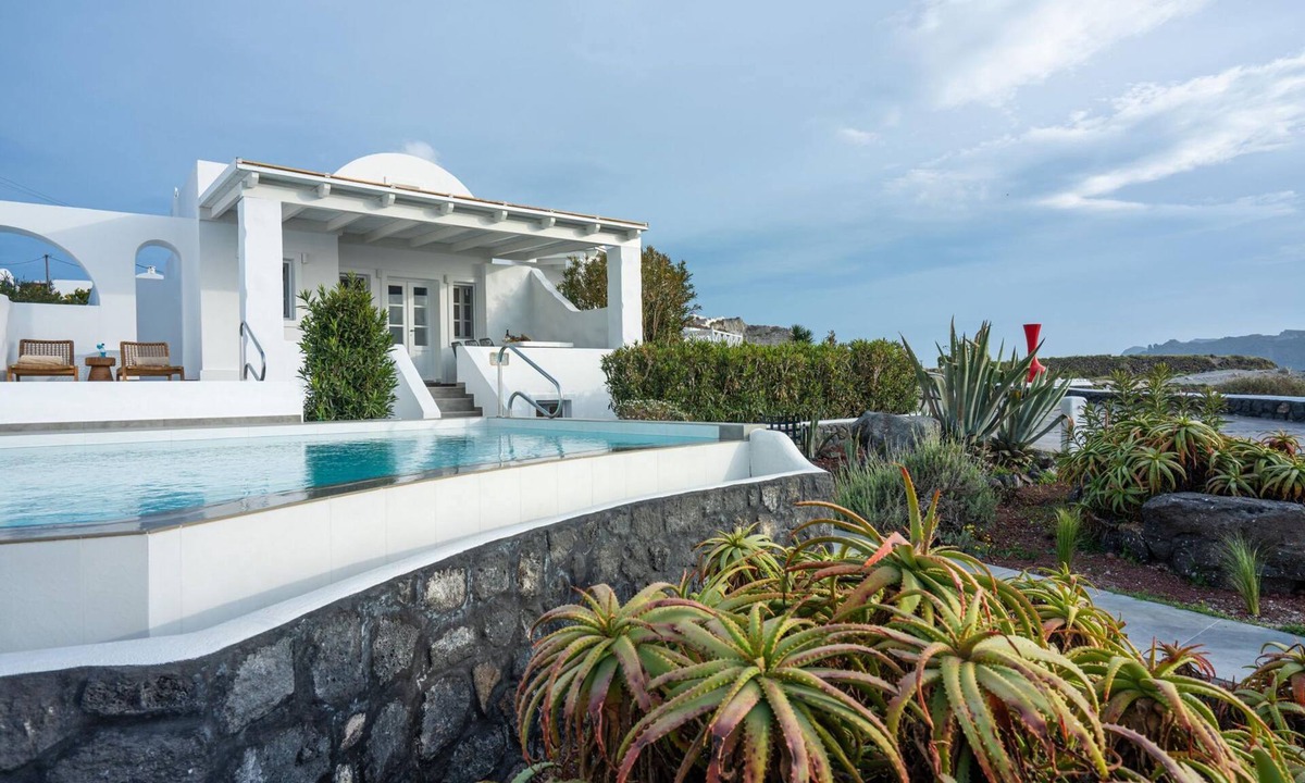 Amoudi Bay Villa | DIAMOND 4BD Villa Pool & HotTub Sea/Sunset View