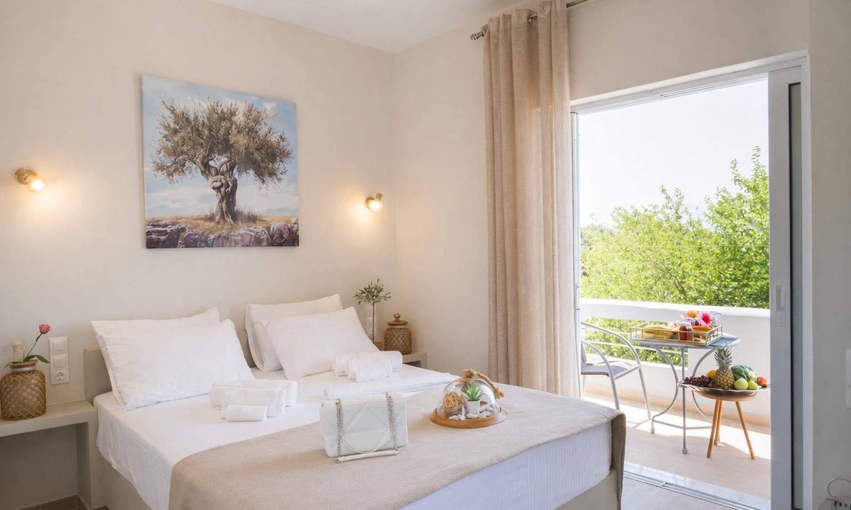 Mavrovouni House | Diana's House 3 - Gytheio Sandy Beach Haven