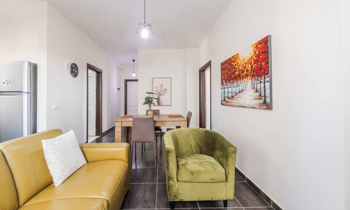 Ishem Apartment | Dream by the Sea Apartment by PikHost