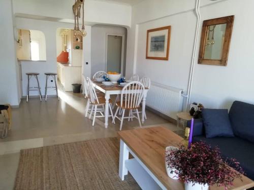 Korithion Apartment | Dreambox Apartment Corinthos
