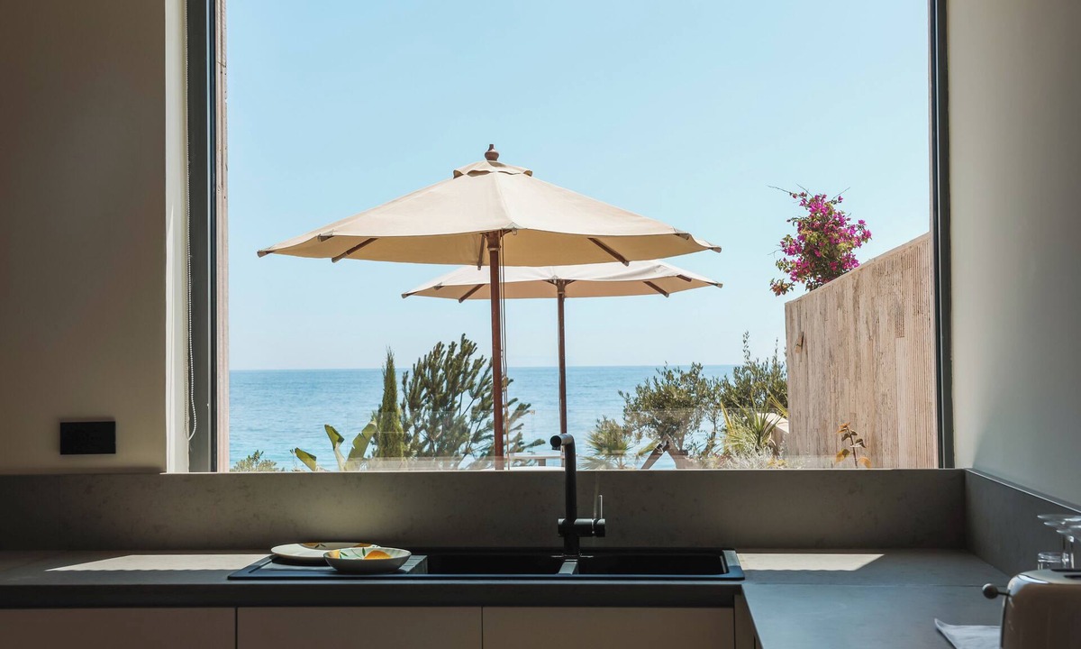 Dhermi Hotel | Drymades Inn Resort